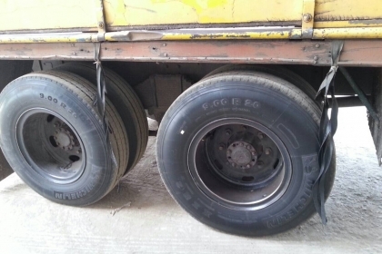 ขาย F17 เครื่อง EH700 168 แรง สิบล้อล่องเพลาเดียว พร้อมใช้ โทร 088-4501277