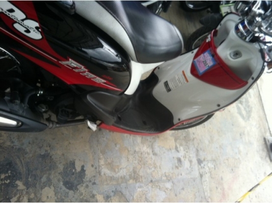 ขาย Yamaha รุ่นFino รถเดือน พ.ย.56 (9เดือน) สีแดง-ดำ ลายPS สภาพเยี่ยม เครื่องเดินเรียบ