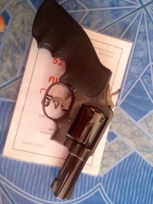 ขาย . 38 สภาพสวย แน่นๆ ทะเบียนชื่อผมเองครับ ขายเพราัมีเป้าหมายใหม่ 0811160919