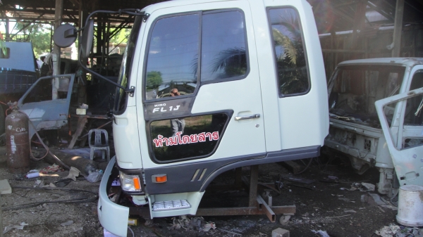 หัว 10ล้อ HINO สิงห์ไฮเทค ของครบ สวย ถูก ด่วน หัว 10ล้อ HINO สิงห์ไฮเทค ของครบ สวย ถูก ด่วน