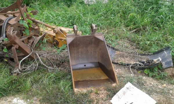 บูมยาว KOBELCO SK045 ใช้กับรถ120ใด้ยาว14เมตร ต่อใหม่พร้อมปุ้งกี๋