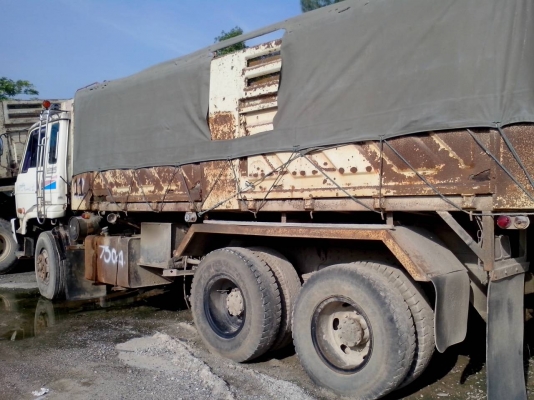 10ล้อดั้ม230แรงNISSAN UD CWM430 รถห้างแท้ สภาพเดิมๆสีเดิม..สวย...