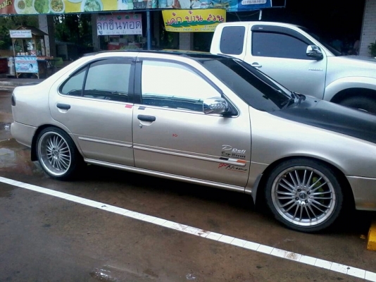 ขายด่วน รถเก๋ง NISSAN SUNNY ปีื 40 เครื่อง 1600 รถสวย ๆ ราคาถูก เล่มทะเบียนพร้อมชุดโอน สภาพพร้อมใช้งาน