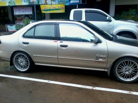 ขายด่วน รถเก๋ง NISSAN SUNNY ปีื 40 เครื่อง 1600 รถสวย ๆ ราคาถูก เล่มทะเบียนพร้อมชุดโอน สภาพพร้อมใช้งาน