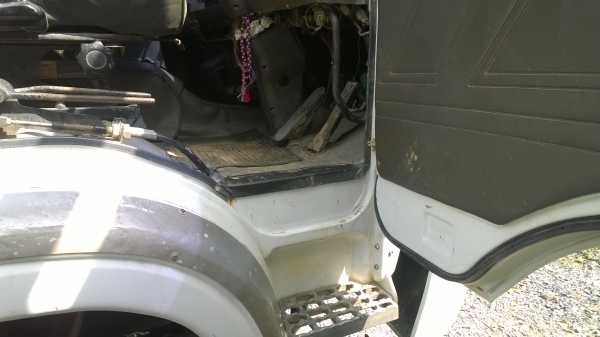 10ล้อดั้ม290แรง.รถสวย...NISSAN UD CWM430M-03773 รถห้างแท้ สวย...เล่มพร้อม