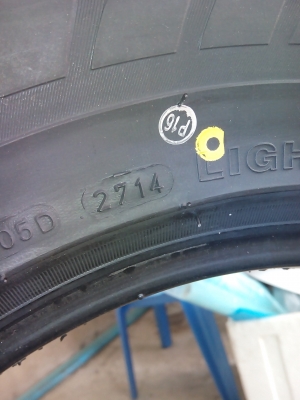 ขายยาง 195R14 ใหม่ๆ ถูกๆ. 1550 บาทต่อเส้น ขายยาง 195R14 ใหม่ๆ ถูกๆ. 1550 บาทต่อเส้น