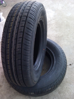 ขายยาง 195R14 ใหม่ๆ ถูกๆ. 1550 บาทต่อเส้น ขายยาง 195R14 ใหม่ๆ ถูกๆ. 1550 บาทต่อเส้น