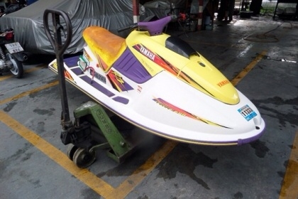 ขาย เจ็ทสกี YAMAHA บัตเตอร์ 760 cc สภาพสวย นำเข้าจากญี่ปุ่น ยังไม่เคยลงน้ำในไทย ราคา 72,000