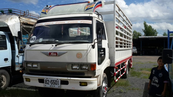 ขาย 6ล้อ ฮีโน่FC 150 WO6D ยาว5.5เมตร แชชซีสวย พ.เพาเวอร์ แอร์เย็น มีลิฟต์ท้าย  เครื่องดี แชชซีสวย เอกสารพร้อมโอน