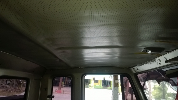 หัวเก๋ง NISSAN UD CWM430..สวยดีอุปกรณ์ครบ เอาไปเก็บงานนิด...สวย..แผงหน้ามีครบ.