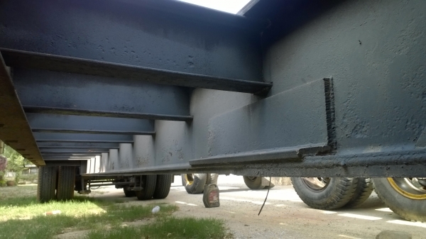 หางโรเบท2คาน ล้อโผล่ ของPANUS ยาว12ม. กว้าง2.5ม. ปี*2533