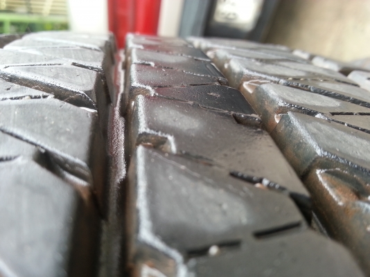 ยาง BRIDGESTONE DUELER H/T 684 265/65R17 ยาง BRIDGESTONE DUELER H/T 684 265/65R17