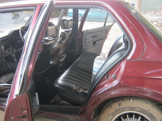 bmw E30 เครื่องtoyota4sเกียร์ออโตบางเดิมใช้แก๊สLPG33000