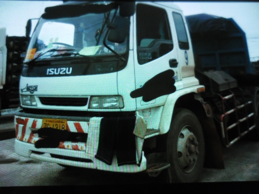 ขายรถหัวลาก ISUZU 320 ปี 48 EURO2 สวยๆเดิมๆสภาพพร้อมใชทะเบียนเต็ม