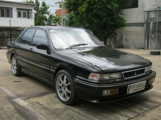 ขายมิตซู อัลติม่า M/T ปี92แก๊ส แม๊ก17 ภายในสวย35000 ขายมิตซู อัลติม่า M/T ปี92แก๊ส แม๊ก17 ภายในสวย35000