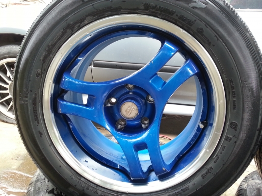 ขายล้อsuper  ADVAN  Racing  ขอบ17  กว้าง9นิ้วพร้อมยางปี่11  1คู่