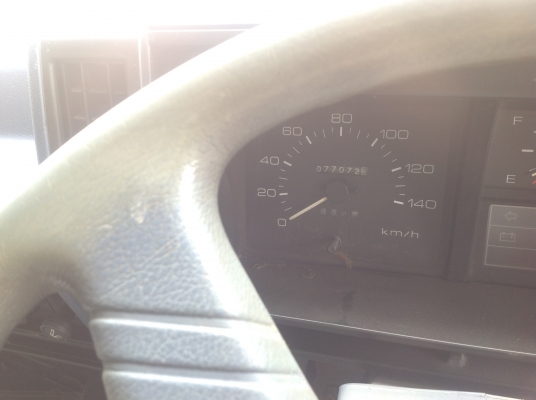 ขาย Isuzu elf  085-7584626 สระบุรี