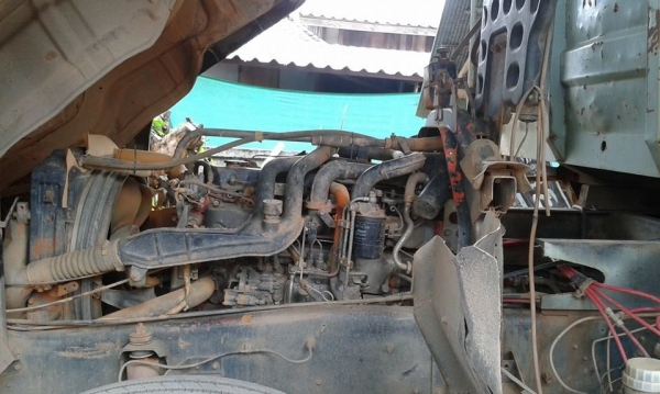 ขาย สิบล้อดั้ม isuzu  250แรงม้า