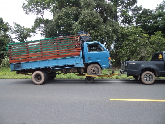 ขาย45000บาทรถยกลากราคาสุดคุัม ลากได้รถเก๋ง รถบิกอับ รถสี่ล้อ และ6ล้อ ได้ทั่วประเทศ