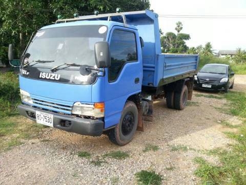 6ล้อดั้มพ์ ISUZU 130แรงม้า ปี48 สภาพสวย พร้อมใช้งาน เครื่องดี คัทซีสวย เล่มพร้อม 087-2976734