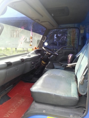 6ล้อดั้มพ์ ISUZU 130แรงม้า ปี48 สภาพสวย พร้อมใช้งาน เครื่องดี คัทซีสวย เล่มพร้อม 087-2976734