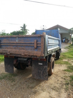 6ล้อดั้มพ์ ISUZU 130แรงม้า ปี48 สภาพสวย พร้อมใช้งาน เครื่องดี คัทซีสวย เล่มพร้อม 087-2976734