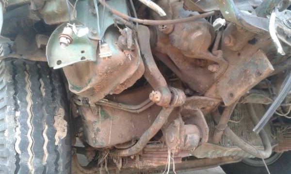 ISUZU NKR71LY52Y ปี45 ขายซากครับ หัวคัชี เครื่องไม่โดน ภาษีเต็ม