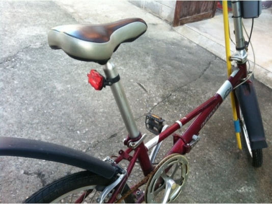 จักรยานพับ เชพโรเร็ต แข็งแรง รับน้ำหนักได้เยอะ ให้หมดที่เห็นตามรูป ต่อรองได้ มารับเองลดได้เยอะ โรงเรียนบ้านคลองใหม่ สามพราน นครปฐม