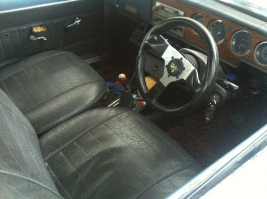 ขายเก๋งฝรั่งเศสคลาสสิค simca 1501 ทบ.โอน ภาษี55 เครื่องดีขับปกติ ขาย36000