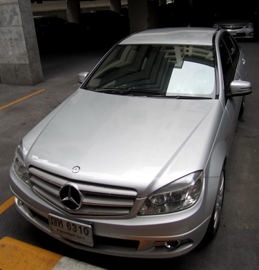 2011 Mercedes BENZ, W204 C200 CGI ปี 2011 เกียร์ออโต้ สภาพเยี่ยม เพิ่งเปลี่ยนยาง เข้า Service ที่ศูนย์ 63500KM 1.31M