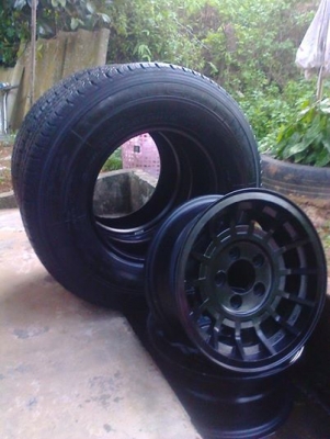 แม็กซ์145รู114พร้อมยาง\%มิชลิน215R14ปี13ไม่มีแผลไม่ปะไม่บวม