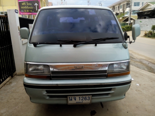 ขายรถตู้หัวจรวด 1 เจ แก๊ส เครื่องดี แอร์ฉ่ำ ใช้งานดีครับ