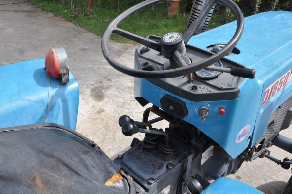 ขายรถไถ MITSUBISHI D1850 4สูบ สภาพสวยเดิมญี่ปุ่นไม่เคยใช้งานในไทย 75,000 บาท