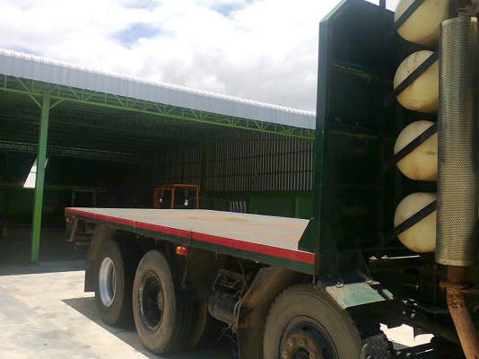 กระบะพื้นเรียบ 10 ล้อ