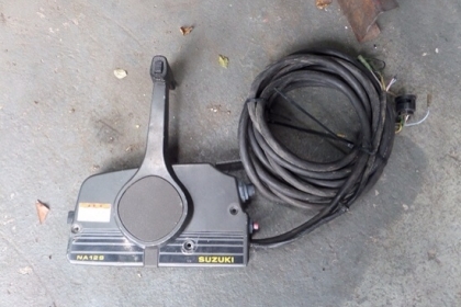 ขาย เครื่องเรือ SUZUKI 65 แรง พร้อมคอนโทรลนำเข้าจากญี่ปุ่น เครื่องเดินดี ติดง่าย ราคา 65,000