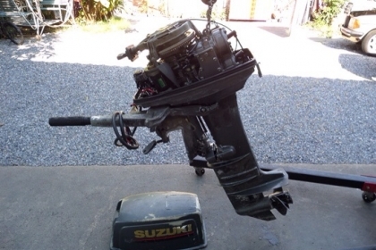 ขาย เครื่องเรือ SUZUKI 25 แรง นำเข้าจากญี่ปุ่น เครื่องติดง่ายเดินดี ราคา 29,500