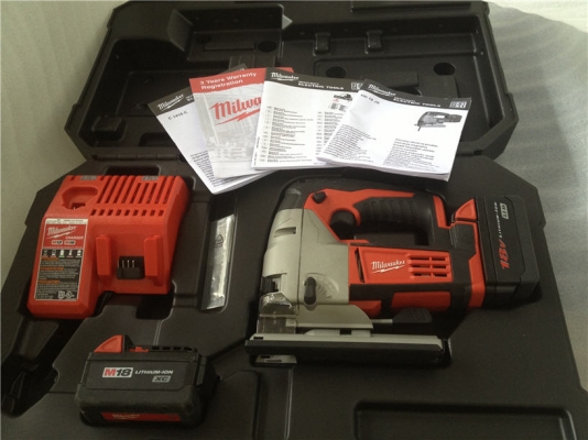 จิ๊กซอไร้สาย Milwaukee HD18JS ใช้ไฟ 18V Made in Germany แบ็ต1ก้อนแท่นชาร์จและกล่องใส่