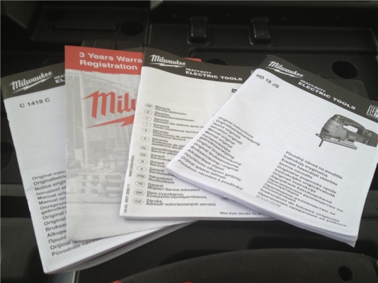 จิ๊กซอไร้สาย Milwaukee HD18JS ใช้ไฟ 18V Made in Germany แบ็ต1ก้อนแท่นชาร์จและกล่องใส่ จิ๊กซอไร้สาย Milwaukee HD18JS ใช้ไฟ 18V Made in Germany แบ็ต1ก้อนแท่นชาร์จและกล่องใส่