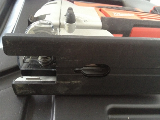 จิ๊กซอไร้สาย Milwaukee HD18JS ใช้ไฟ 18V Made in Germany แบ็ต1ก้อนแท่นชาร์จและกล่องใส่ จิ๊กซอไร้สาย Milwaukee HD18JS ใช้ไฟ 18V Made in Germany แบ็ต1ก้อนแท่นชาร์จและกล่องใส่