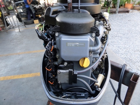.เครื่องเรือ YAMAHA 30 แรง 4STORKE นำเข้าจากญี่ปุ่น เครื่องติดง่ายเดินดี แต่ต้องเปลี่ยนลูกยางปั๊มน้ำ 68000