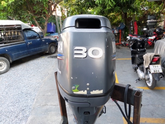 .เครื่องเรือ YAMAHA 30 แรง 4STORKE นำเข้าจากญี่ปุ่น เครื่องติดง่ายเดินดี แต่ต้องเปลี่ยนลูกยางปั๊มน้ำ 68000