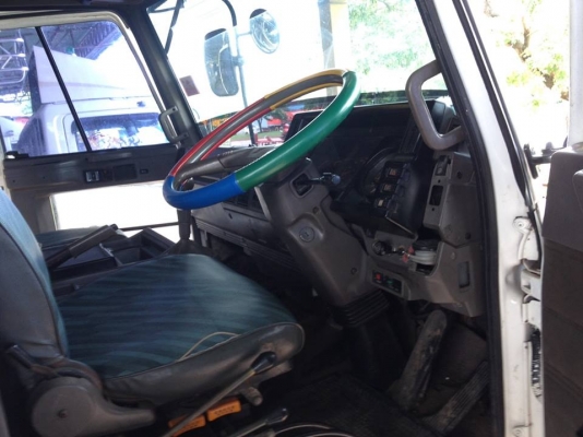 **725,000 บ.ต่อรอง**ขาย6ล้อดั้มเกษตรสวยๆ ISUZU ROCKY FRR 6HE1-195HP ปี49เครื่องแน่นแรง แห้งๆไม่เยิ้ม เกียรดีไม่หลุด ช่วงล่างFหน้า-หลัง คัสซีสวยใหญ่ ไม่ปะไม่ดาม ไม่บวม กระบะดั้มเหล็กเกษตร6ตันยิงหน้า5.50 ม.สภาพสวย พื้นสวยข้างสวยไม่ผุ หัวเก๋งสวยบาง ภายในคอนโ