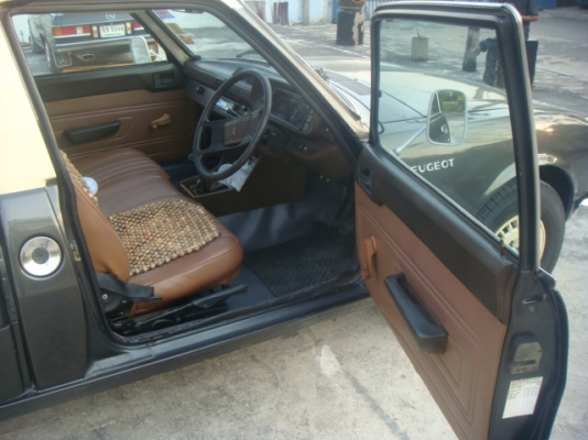 ขาย PEUGEOT กระบะปี 1990 2ประตู สีน้ำตาล/ครีม ขาย PEUGEOT กระบะปี 1990 2ประตู สีน้ำตาล/ครีม