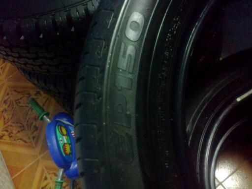 เศษยาง1เส้นบิดโตน16565R14ปี12สวยวิ่งน้อย8000กม.ไม่เกิน