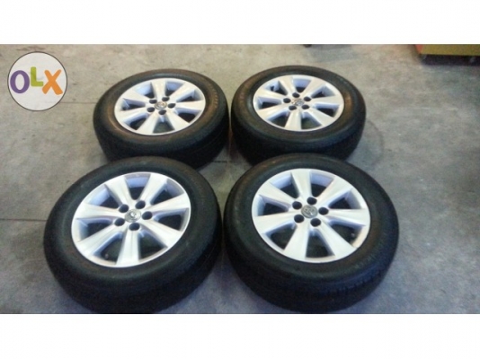 ล้อ อัลติส ขอบ 15 พร้อมยาง ปี13 ล้อ อัลติส ขอบ 15 พร้อมยาง ปี13