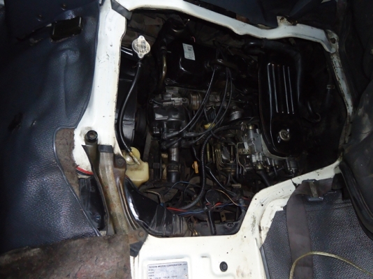 ถตู้  Toyota  hiace  เครื่องดี  เดิม โรงงาน ขับดี ประหยัด  สี บางๆ  ทั้งคัน หน้า เดิม หลังเดิม  แก็ส  LPG ลงเล่มแล้ว