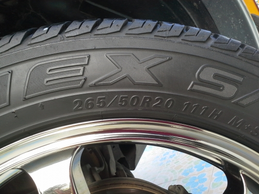 ขายแม็ก6รู ขอบ20 สีแบลคโครม พร้อมยาง สภาพสวยๆ