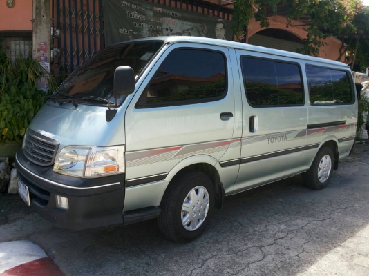 ขายรถตู้ Hiace ปี 2002 เครื่อง 3.0 ดีเซล แอร์ราว เบาะเอนนอน 3 แถว สภาพดีพร้อมใช้