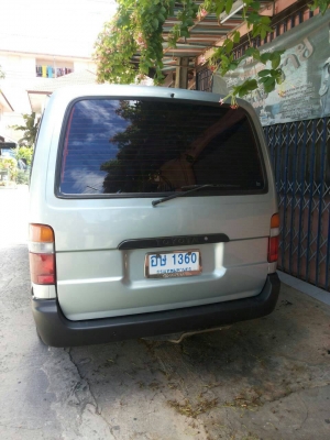 ขายรถตู้ Hiace ปี 2002 เครื่อง 3.0 ดีเซล แอร์ราว เบาะเอนนอน 3 แถว สภาพดีพร้อมใช้