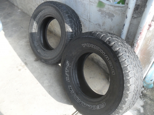ยาง YOKOHAMA 265/70R16 สวยๆ 1 คู่ ราคา 1500 บาท